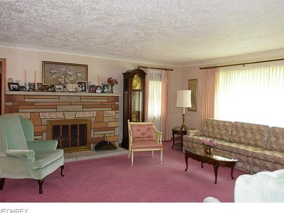 2nd image of 3192 Hudson Dr