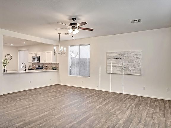 3rd image of 7040 E Keats Ave