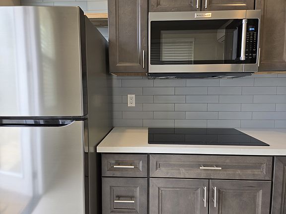 2nd image of 9907 Conejo Rd #2