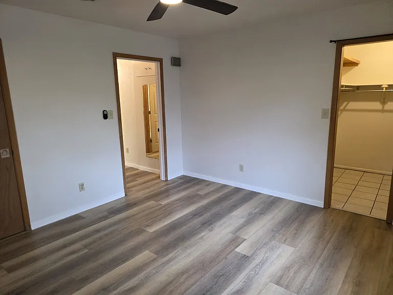 525 Agua Fria St #D — Photo 11