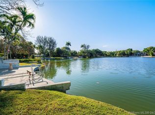 5290 SW 88th St, Coral Gables, FL 33156