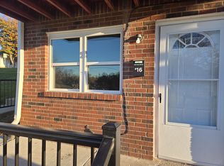 601 Main St #8, Charlestown, IN 47111