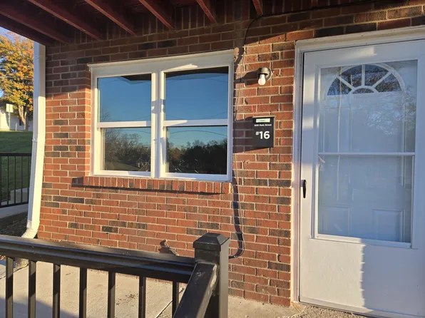 601 Main St, Charlestown, IN