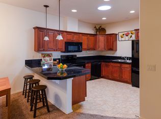567 N Grant St, Kennewick, WA 99336