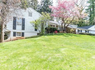 2824 College Dr, Allentown, PA 18104