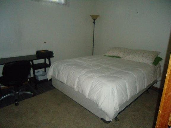 3rd image of 1003 W 9th St
