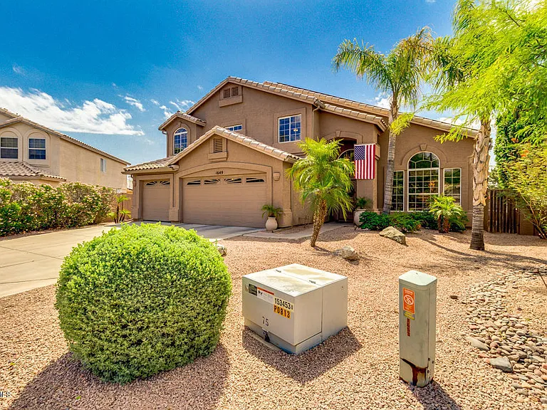 1649 W Commerce Ave — Photo 20