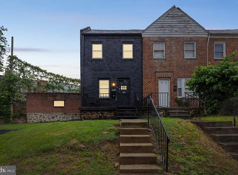 3310 Elbert St — Photo 1