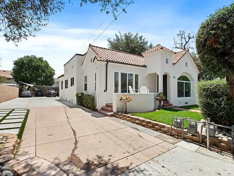 720 S 3rd Ave — Photo 4