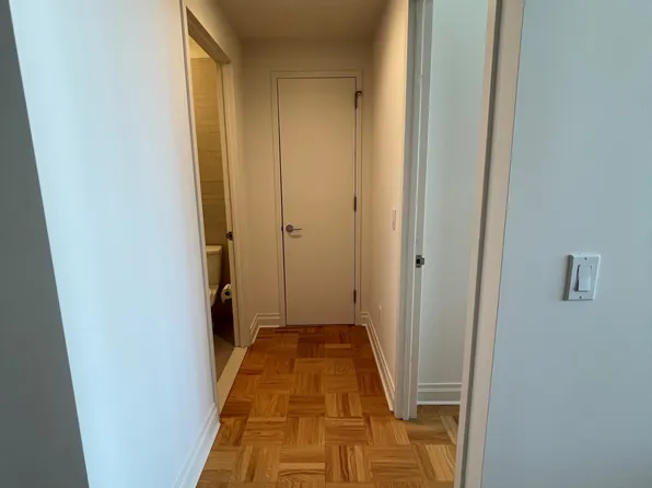 1510 Lexington Avenue image 14 of 18