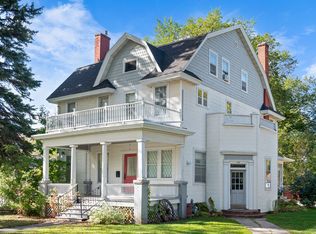 608 Belmont Rd #1, Grand Forks, ND 58201