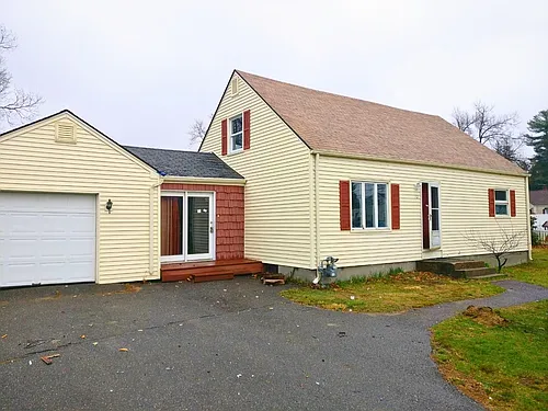 72 Westbrook Dr Photo 1