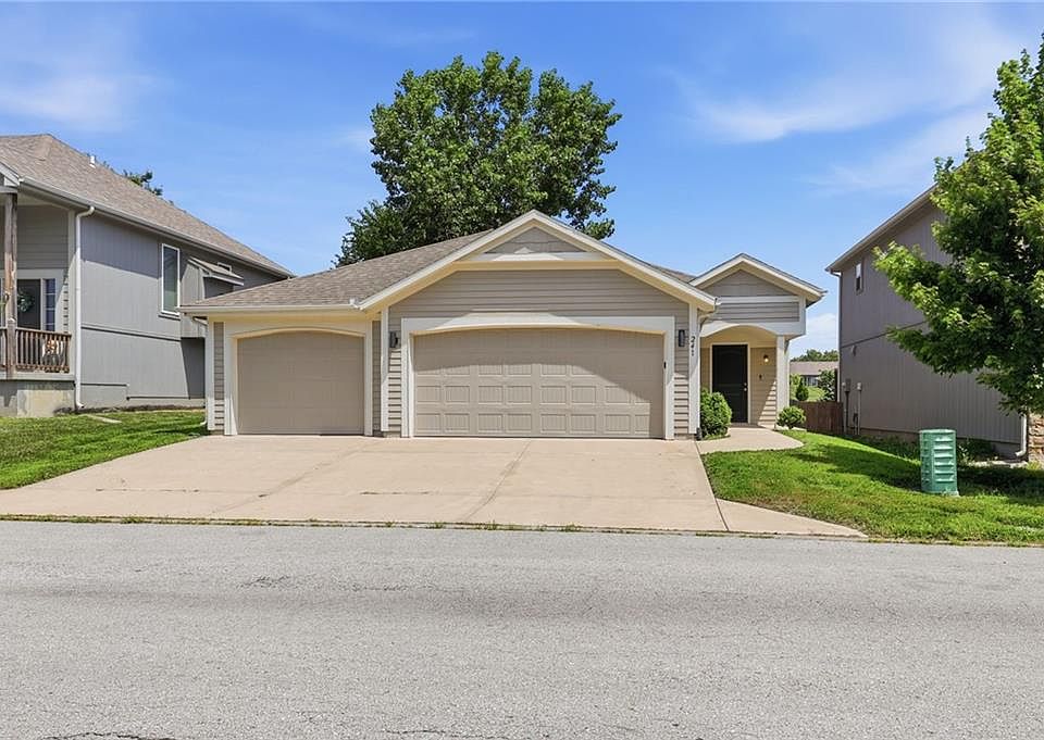 1st image of 241 Jenny Ln