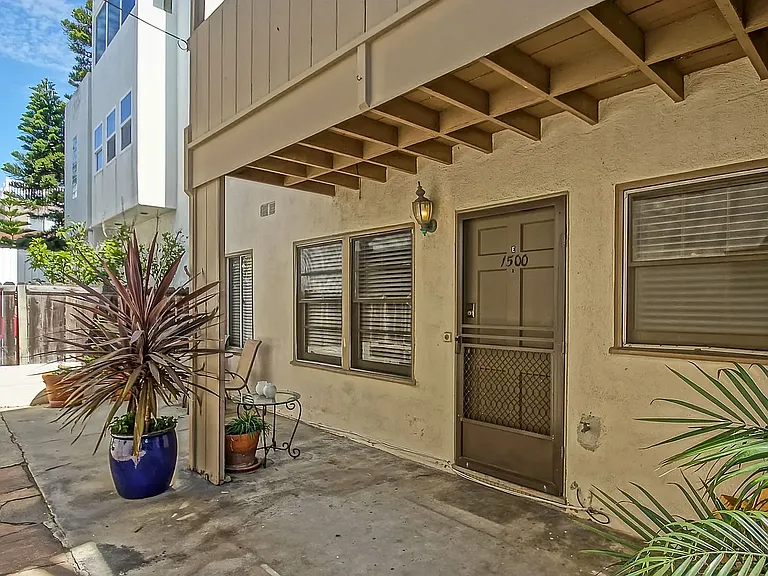 1500 Manhattan Ave #B — Photo 3