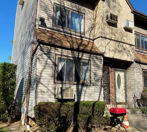 2nd image of 360 Barlow Ave APT 40A