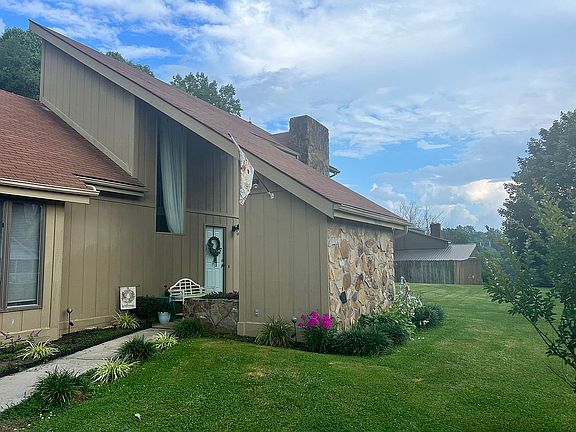 2nd image of 16347 Southwood Dr