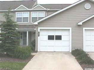 885 Overlook Ridge Dr, Cleveland, OH 44109