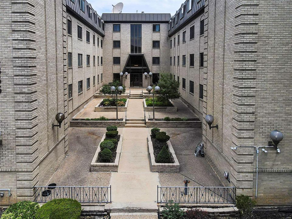 1st image of 4355 Maryland Ave APT 330