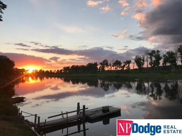 4833 Bay Cir, Tekamah, NE 68061
