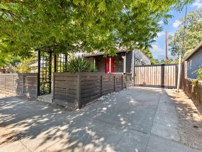 3617 33rd St, Sacramento, CA, 95817