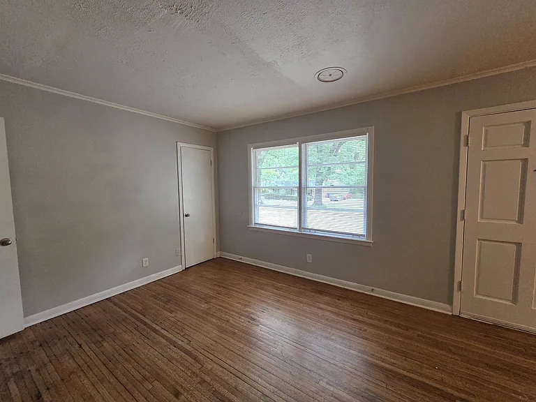 5369 Lochinvar Rd — Photo 3
