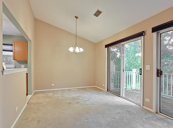 5th image of 75 Beechmont Ct #V1