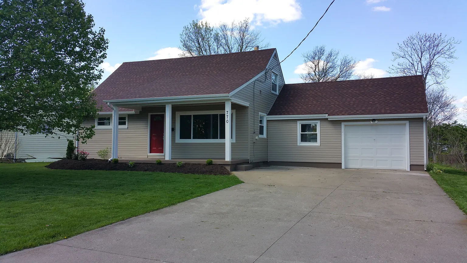 770 Doris Jane Ave photo 1