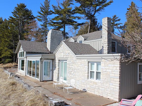 2nd image of 3990 Glidden Dr
