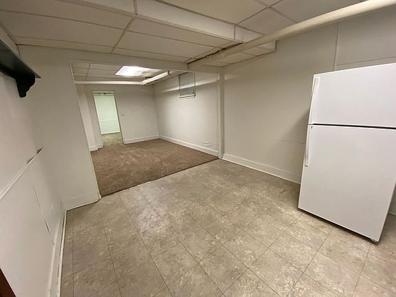 3rd image of 209 N Hyland Ave #9