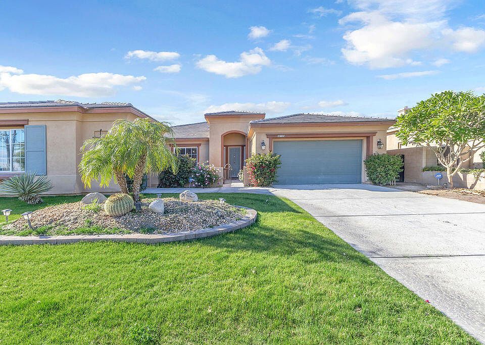 1st image of 46109 Roadrunner Ln