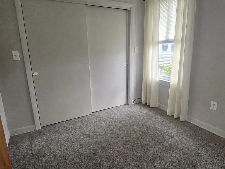 28 Barre St #2 — Photo 3