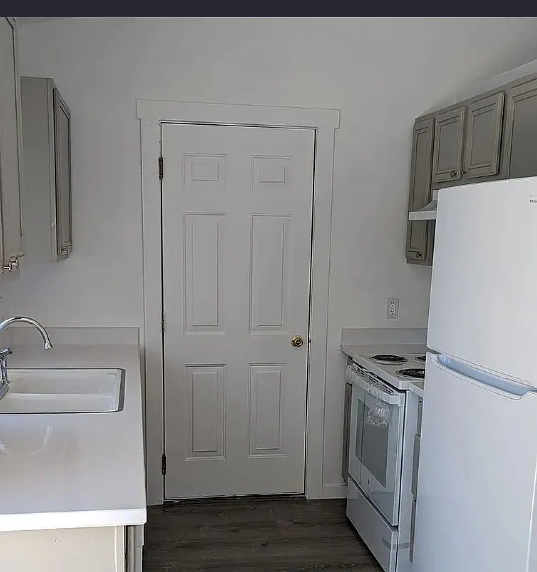3 bed, 1200 sqft, $2,000 — Photo 3