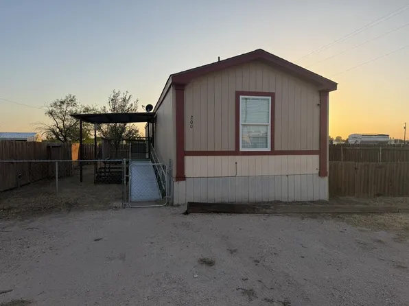 200 S Saint Peter, Stanton, TX 79782