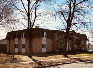 830 11th Ave APT 6, Baldwin, WI 54002