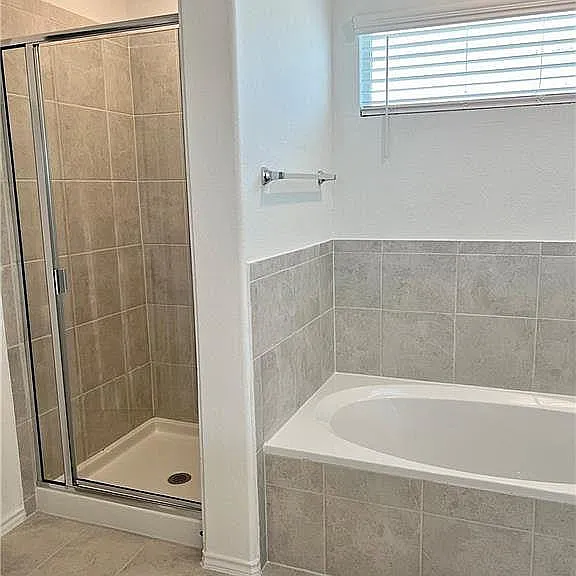 290 Silver Glen Dr — Photo 12
