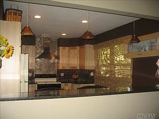2nd image of 14 Homesite Ct