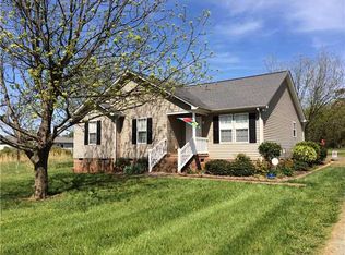 811 E Butler Ave, Liberty, NC 27298