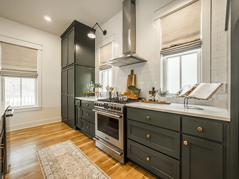 328 N Cross Ave — Photo 18