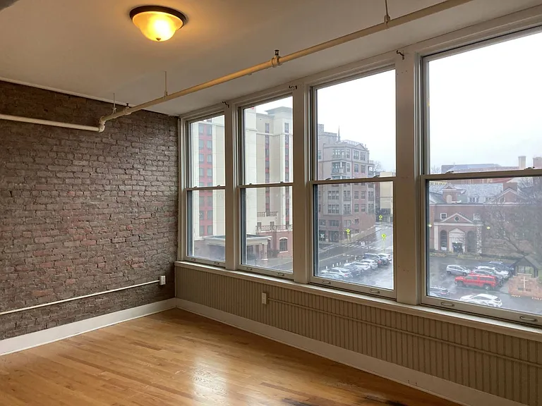 4-6 Sheridan Ave #4A — Photo 8