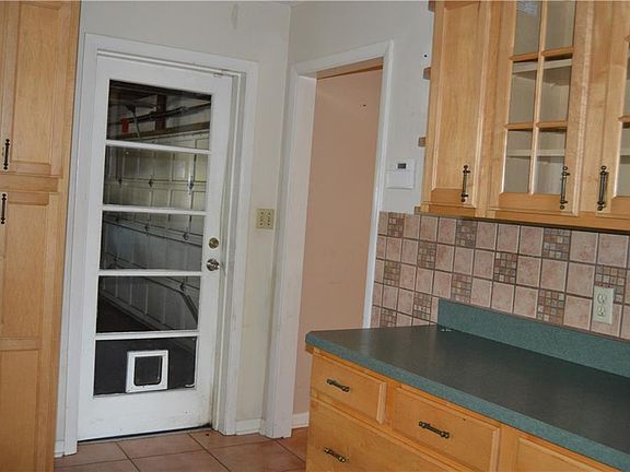 5th image of 5417 Weirwood Ave
