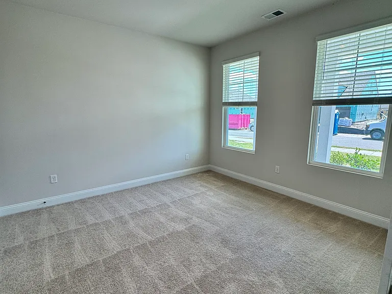 7453 Linda Vista Ln — Photo 6