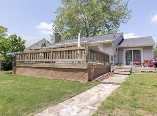 4014 E Park Ln, Decatur, IL 62521