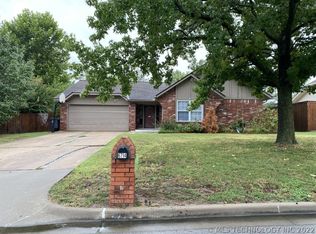 6714 E 95th St, Tulsa, OK 74133
