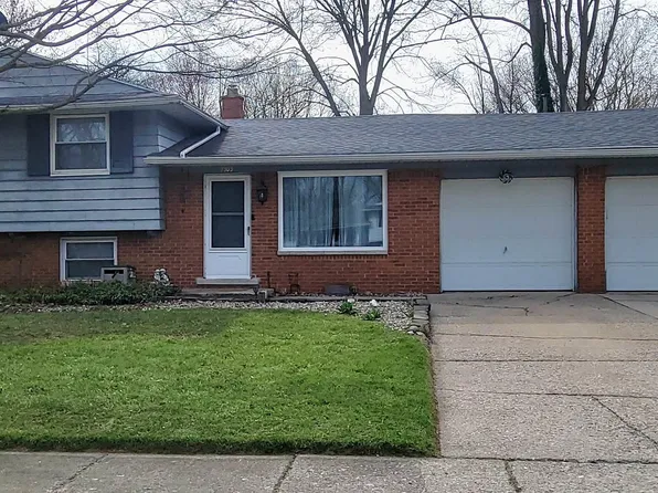 7303 Cranbrook Dr, Lambertville, MI 48144