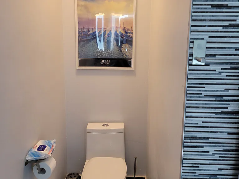 2nd Bathroom