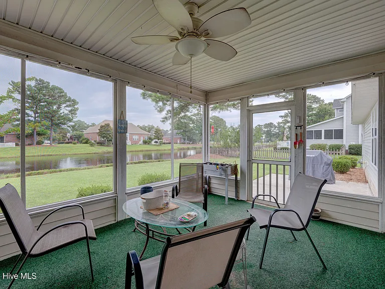 1511 Edgefield Ct — Photo 15