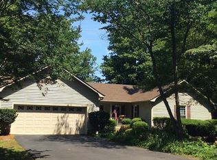 7 Honeysuckle Woods, Lake Wylie, SC 29710