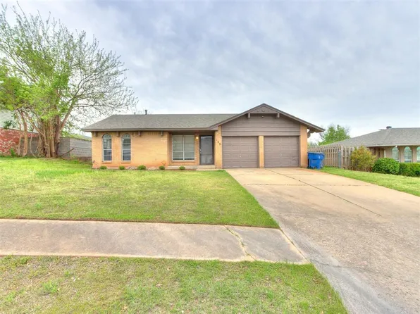 108 S 9th Street Cir, Chickasha, OK 73018