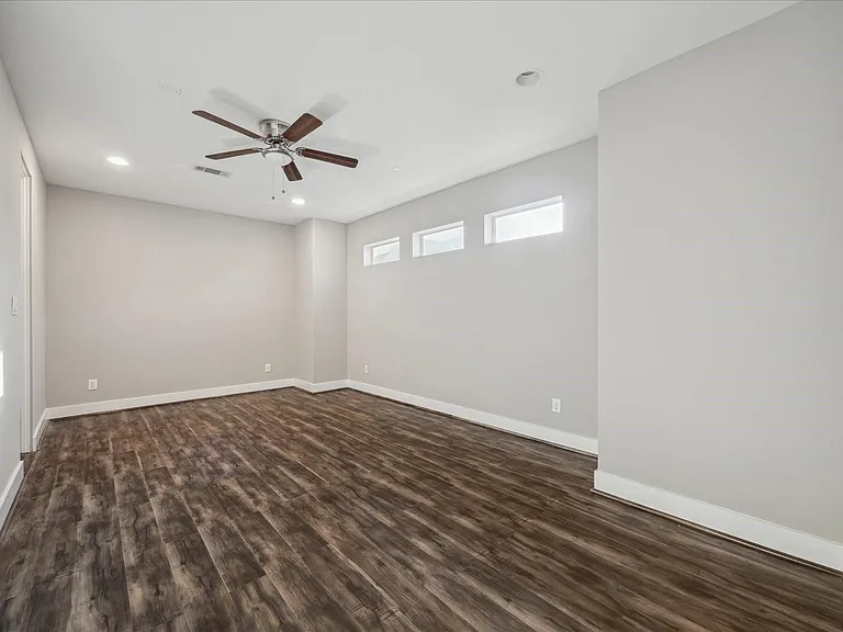 1218 W 23rd St #B — Photo 9