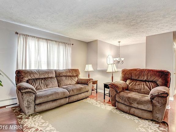 4th image of 27015 Erin Dr